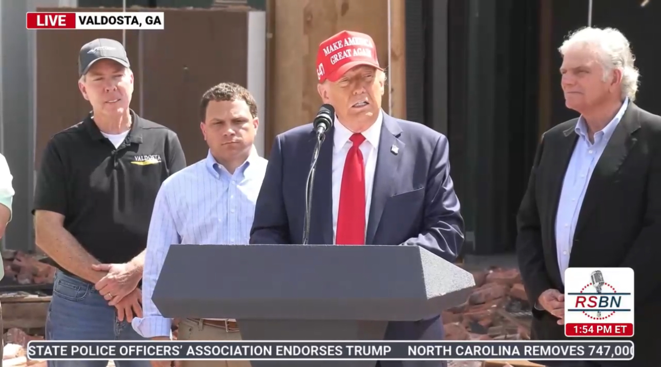 WATCH LIVE: President Trump Delivers Remarks in Valdosta, Georgia After Hurricane Helene Briefing | The Gateway Pundit | by Jordan Conradson