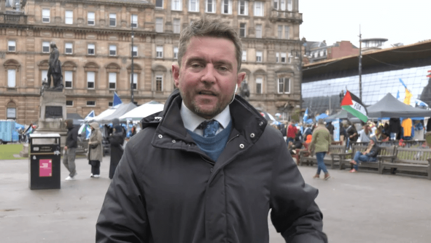 Scottish Independence Rally ‘absolutely empty’ as handful of protesters wave Palestine flags – ‘What has this got to do with Scotland?!’ – Allah's Willing Executioners