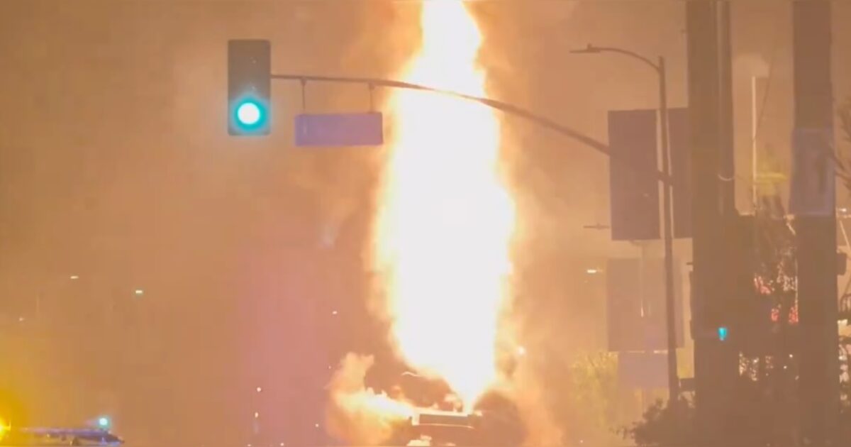 Los Angeles Hit by Mass Looting and Chaos After Dodgers Win World Series (VIDEO) | The Gateway Pundit | by Anthony Scott