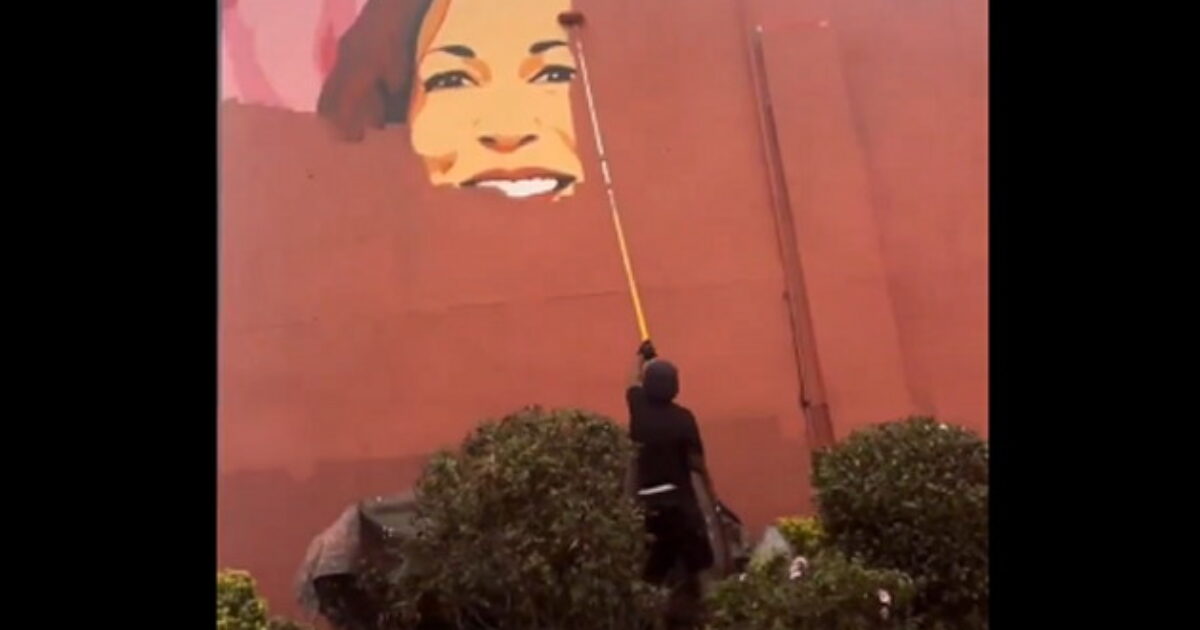 OOF! Mural of Kamala Harris in Atlanta, Georgia Already Being Painted Over (VIDEO) | The Gateway Pundit | by Mike LaChance