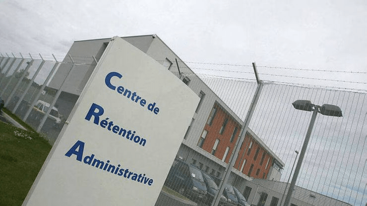 ‘I am a Muslim, you will go to hell”: After a police check, a bicycle courier with a toleration order is taken to the central deportation centre (CRA) in Sète, France; the Algerian migrant threatens a police officer on arrival – Allah's Willing Executioners