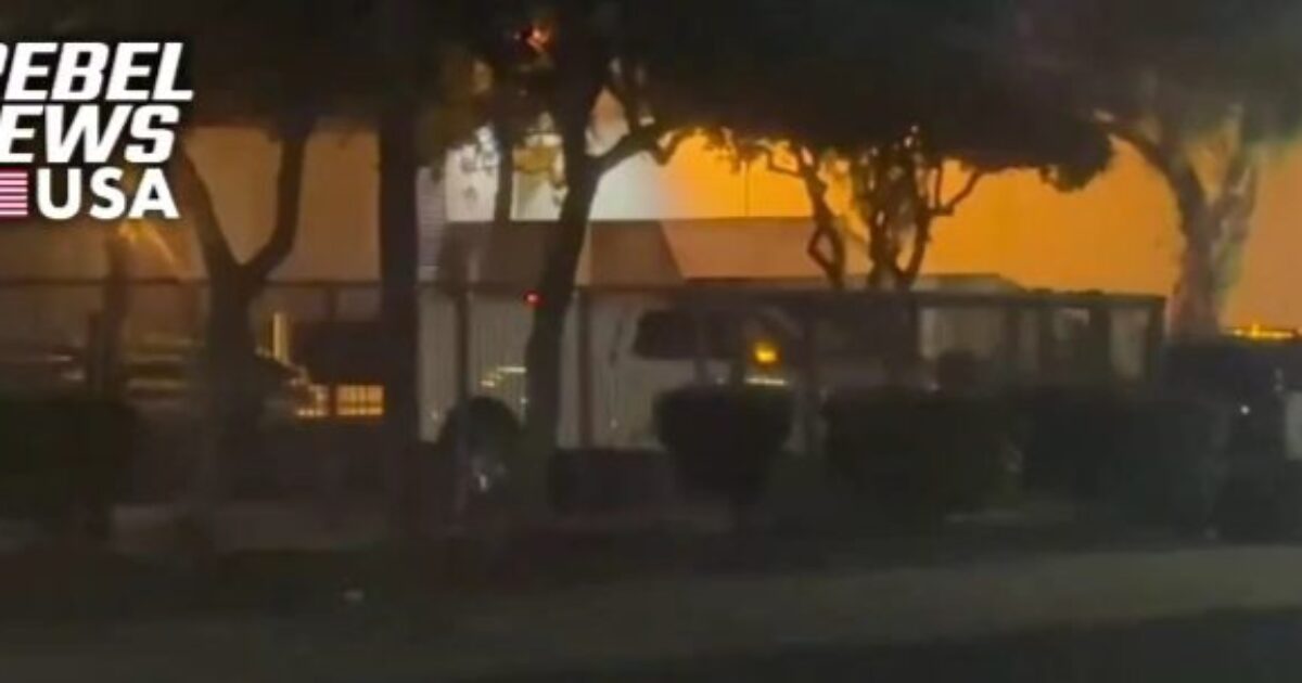 UPDATE: White Vans On-Site at Orange County Election Center After Bomb Threat - What's Really Going On? | The Gateway Pundit | by Jim Hoft