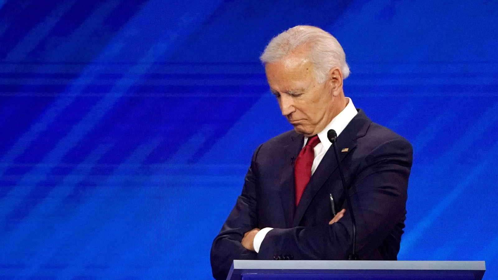 Biden Appears to Doze During Meeting at African Summit in Angola – Give Me Five News