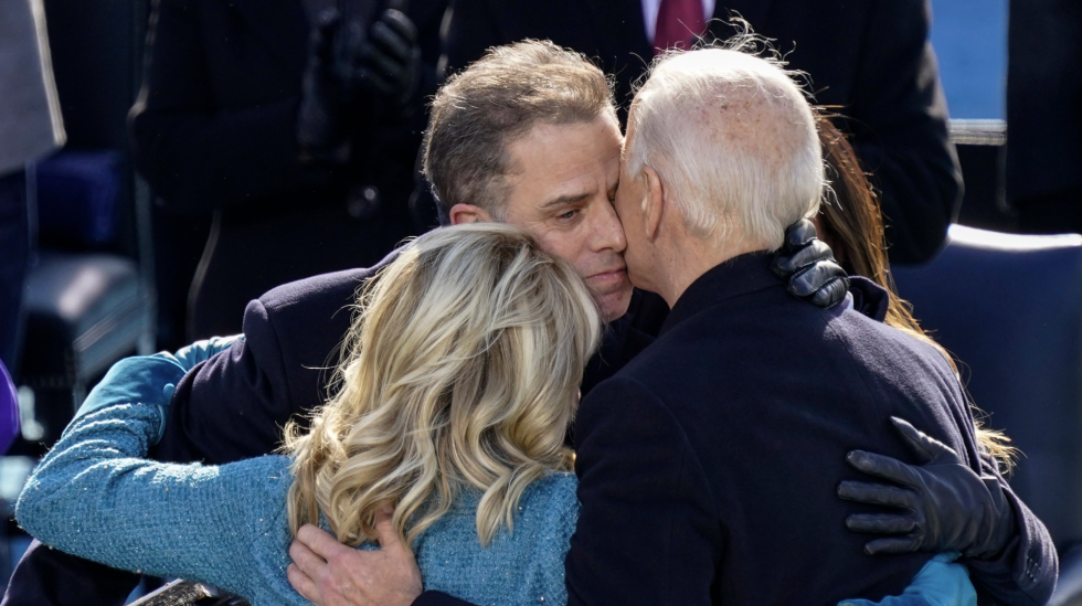 Alan Dershowitz Warns Biden Pardon May Worsen Family’s Legal Woes – Finish The Race