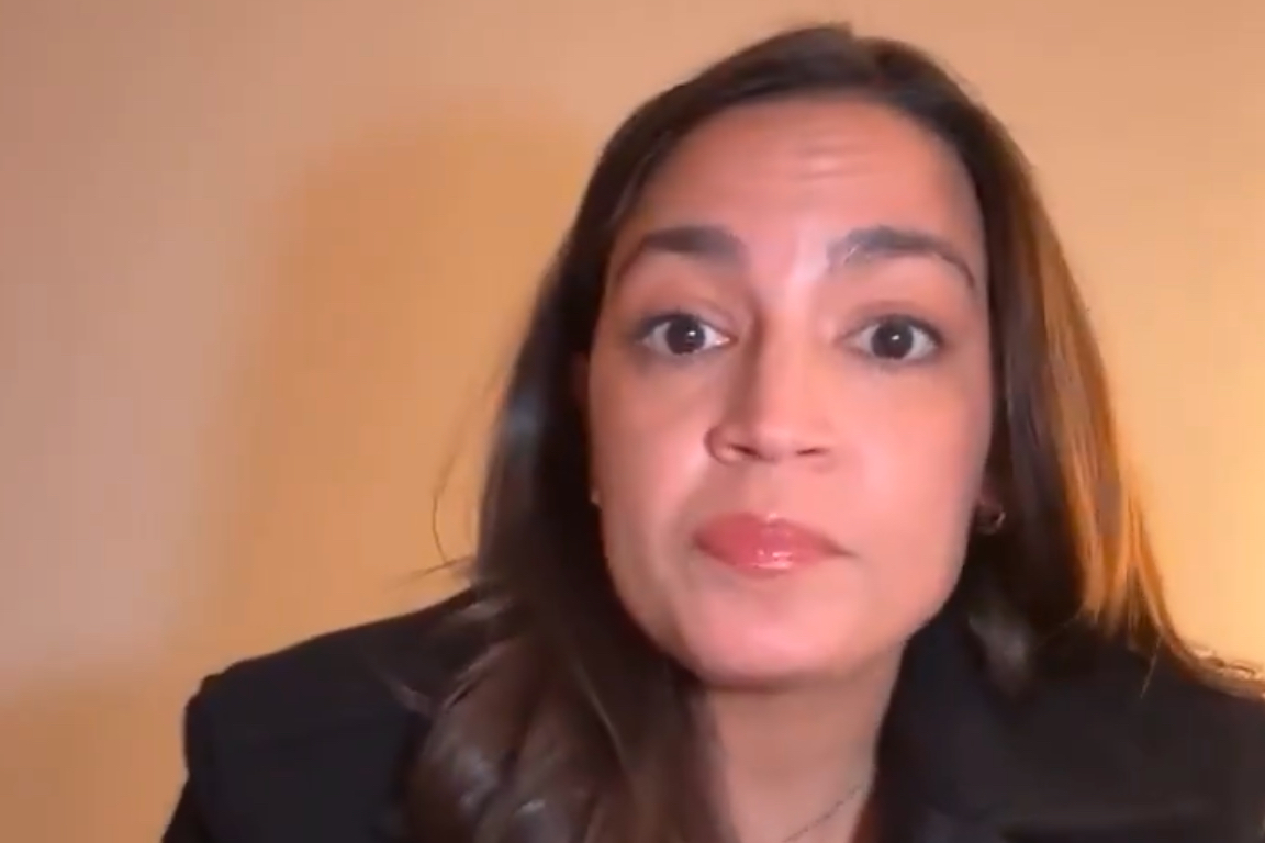 AOC Urges Civil Disobedience Against Trump’s Executive Orders: ‘We Don’t Have to Listen to Him’ (VIDEO) | The Gateway Pundit | by Ben Kew